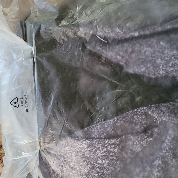 Victoria's Secret PINK Duffel Bag Convertible Backpack Unisex NWT - Picture 14 of 14